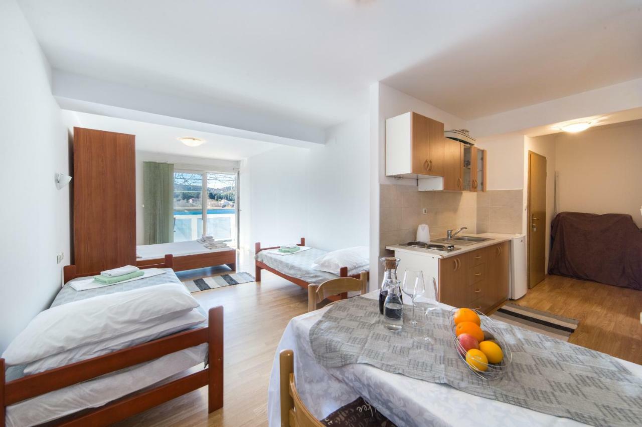 Apartments Barbir Ploce  Esterno foto